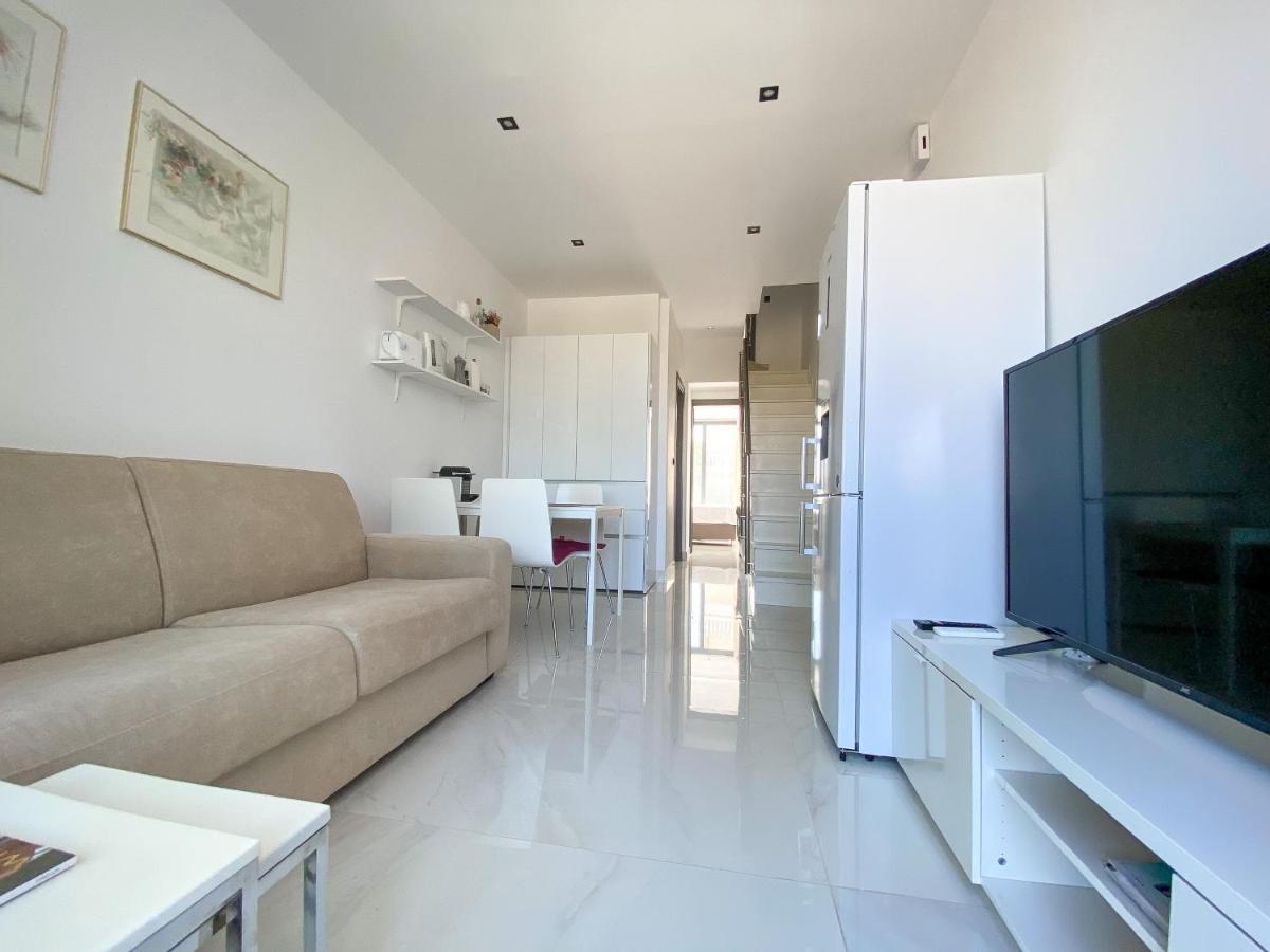 New Modern Deluxe Apartment In Kallithea Kallithea  Buitenkant foto